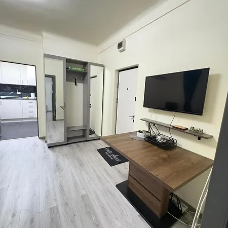 Situat Langa Palatul Parlamentului Apartmán *