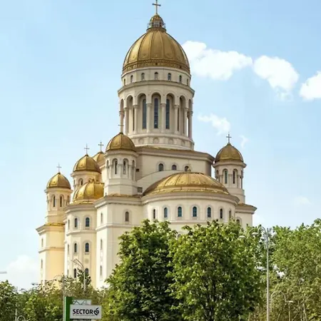 Situat Langa Palatul Parlamentului Apartmán